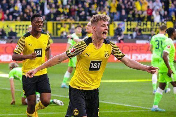 包含多特蒙德对利物浦形势对抗，备战决胜一搏的词条