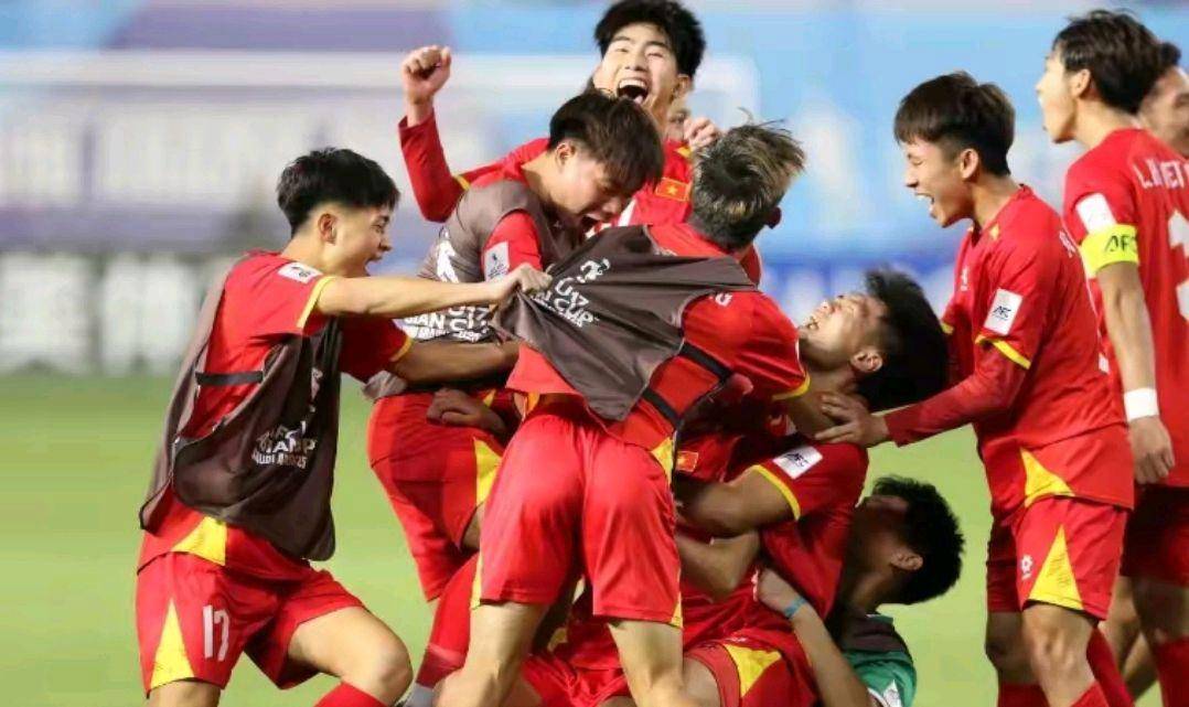 爱游戏网页版登录入口-强者胜强者，亚洲杯比赛不容错过