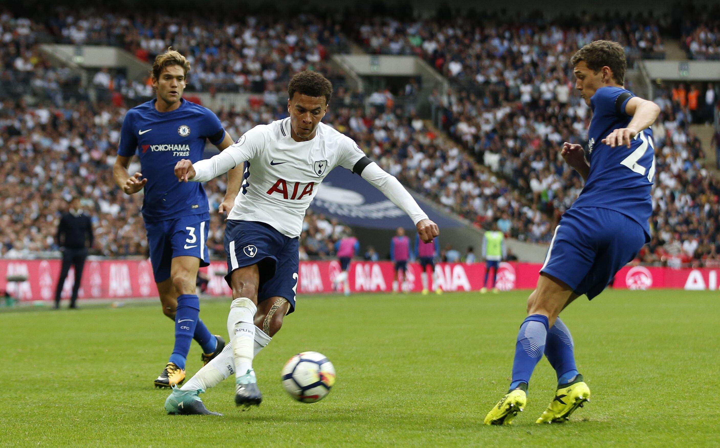 爱游戏登录-热刺前锋首次登场亮相：展现个人实力的简单介绍