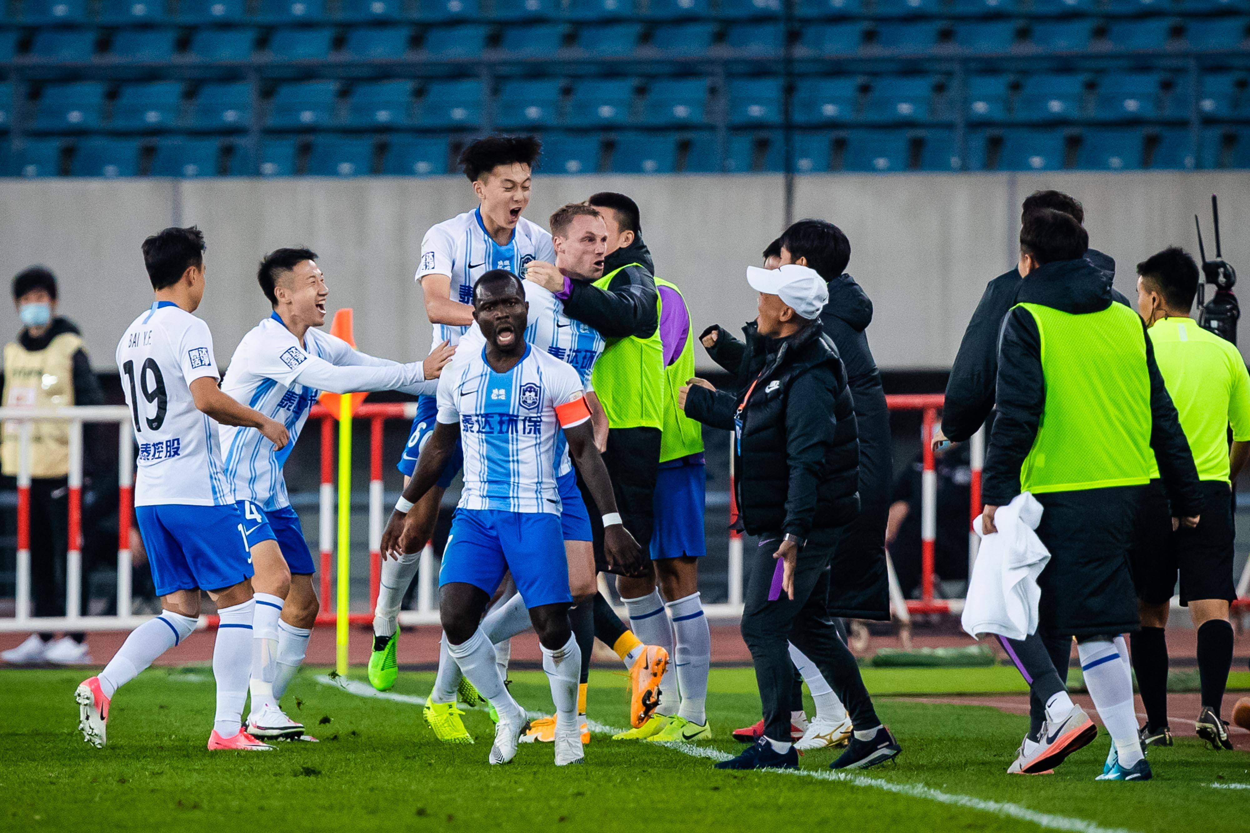 深圳佳兆业客场战平广州恒大 深圳佳兆业客场战平广州恒大