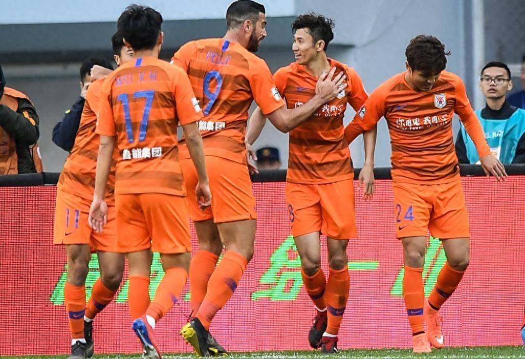 国安主场战平鲁能，保持不败鲁