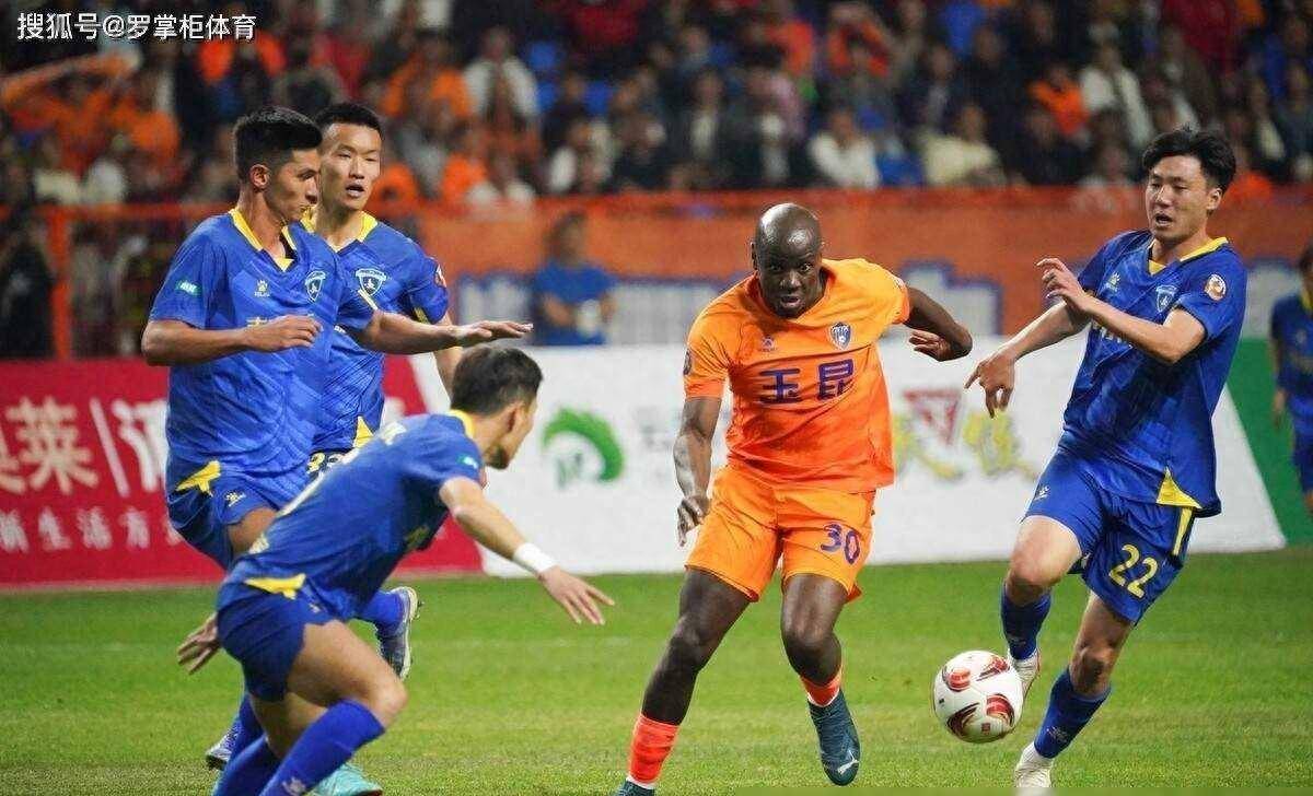 鲁能客场击败绿城,保持不败势头的简单介绍 鲁能客场击败绿城,保持不败势头的简单介绍