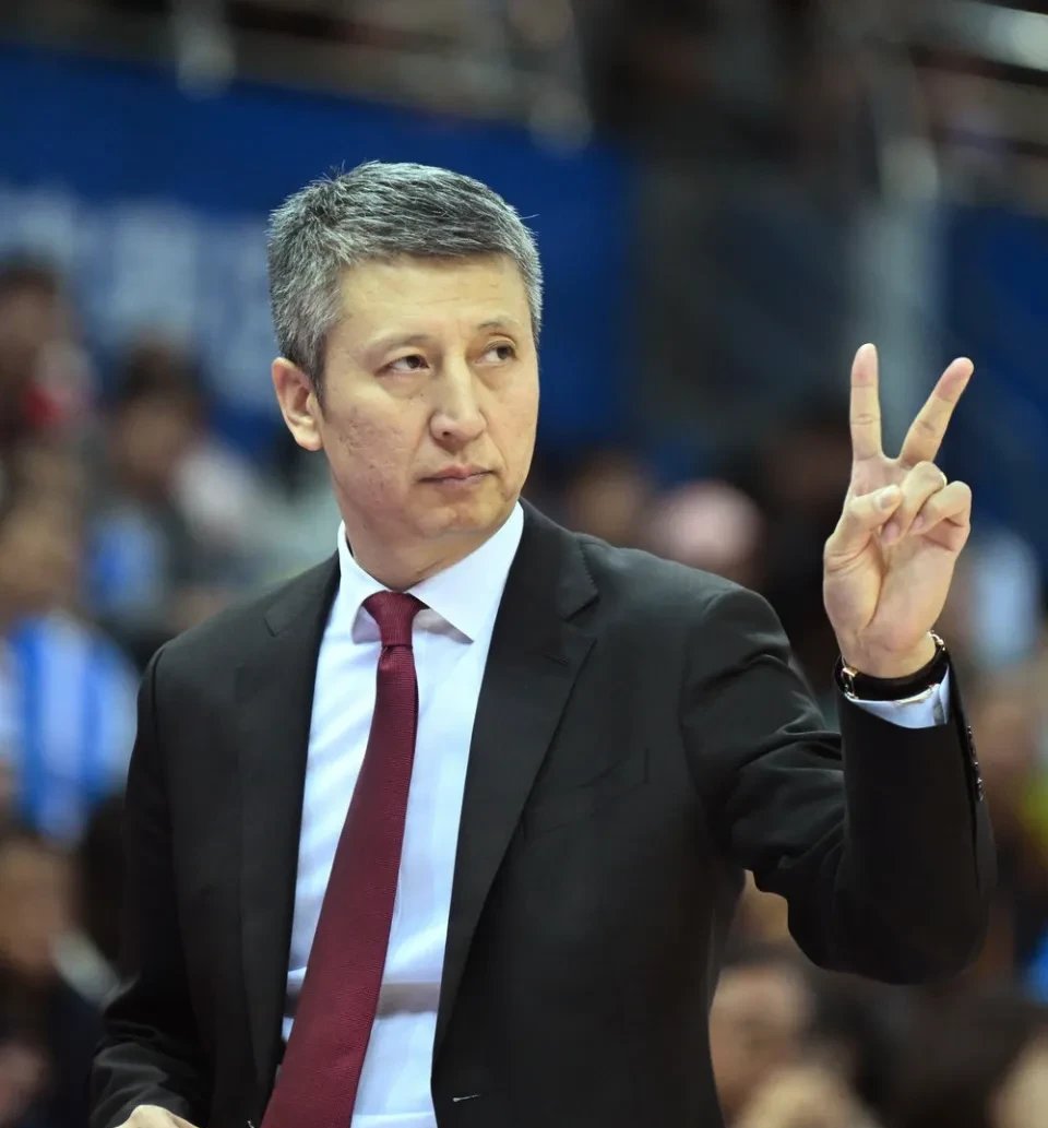 爱游戏在线登录-主教练智斗对手，球队创造佳绩的简单介绍