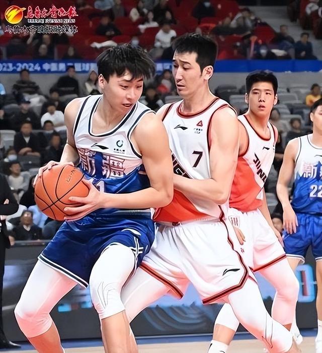 新疆男篮近期状态如何？球队备战生活揭秘