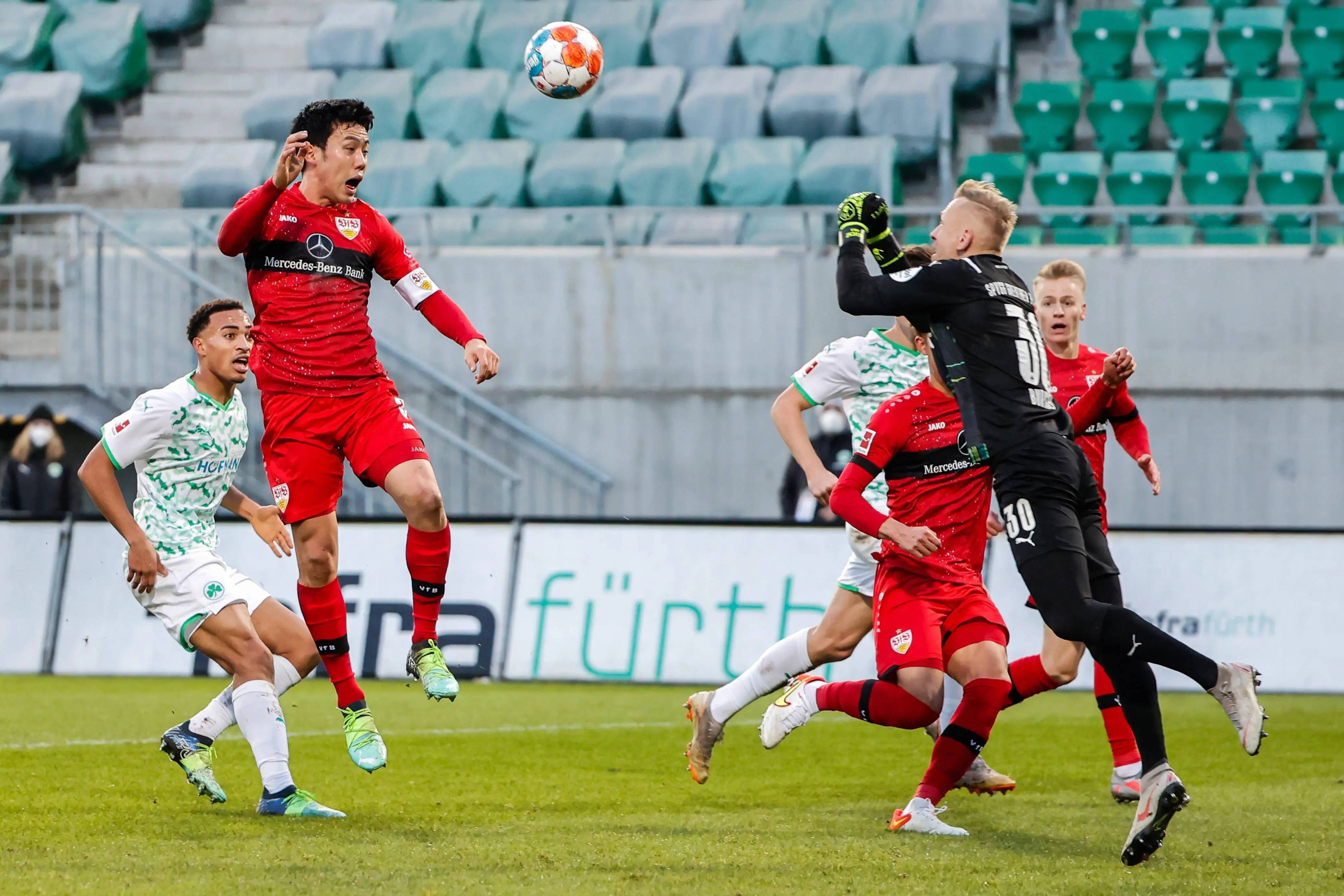 沃尔夫斯堡客场逆转莱比锡红牛，斩获胜利的简单介绍