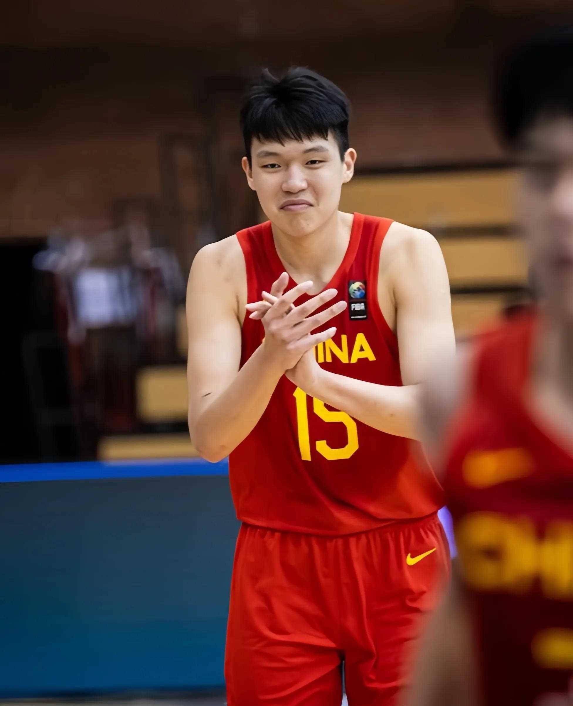 姚明力推篮球运动,助力中国球员走向国际的简单介绍 姚明力推篮球运动,助力中国球员走向国际的简单介绍