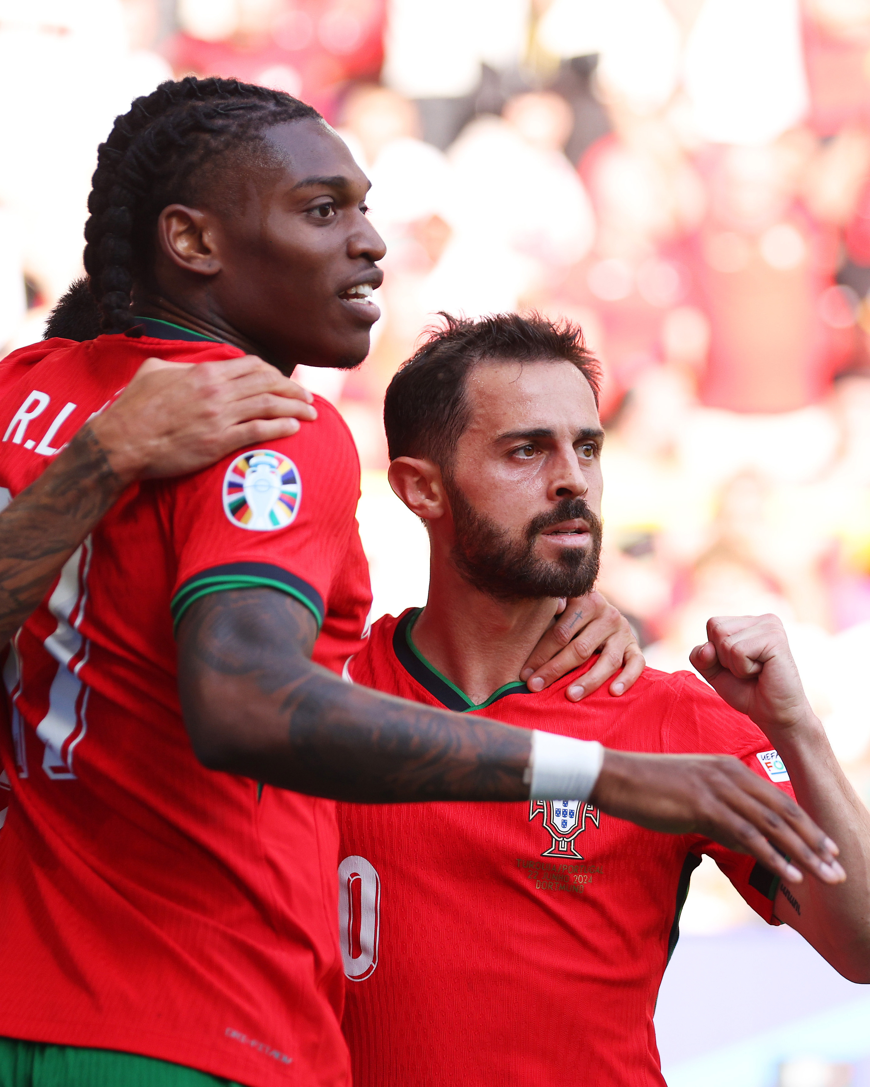 欧洲球队在比赛中展现出战斗精神 欧洲球队在比赛中展现出战斗精神