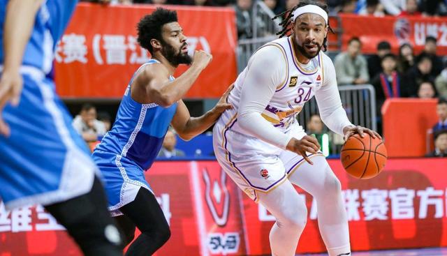 包含外援持续发威，球队战绩节节攀升！的词条