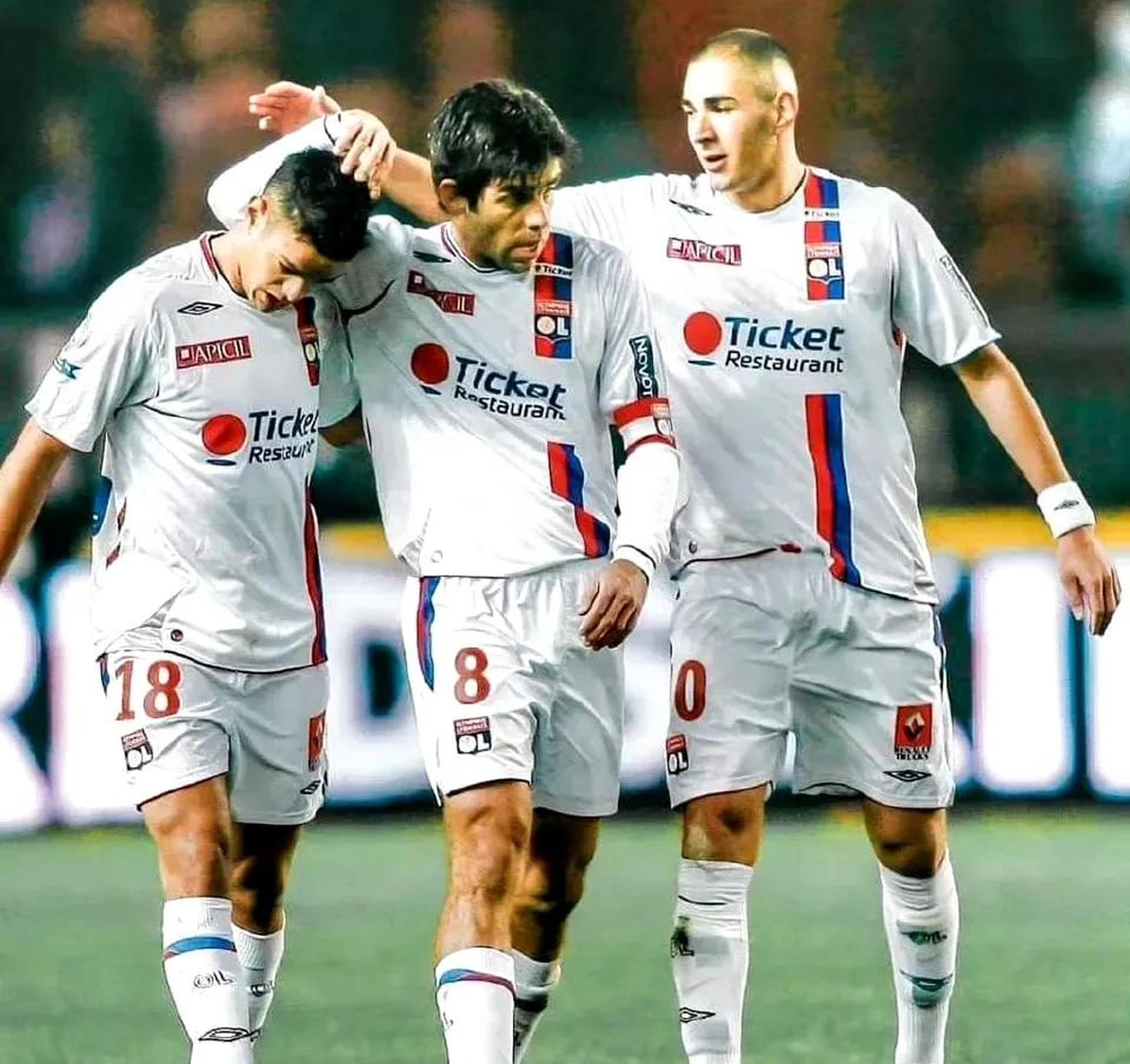 包含里昂球员因伤缺阵，影响球队战绩的词条