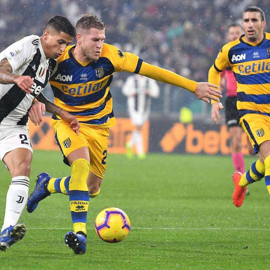 爱游戏官方登录入口-包含卡利亚里球队战术调整，取得连胜的词条