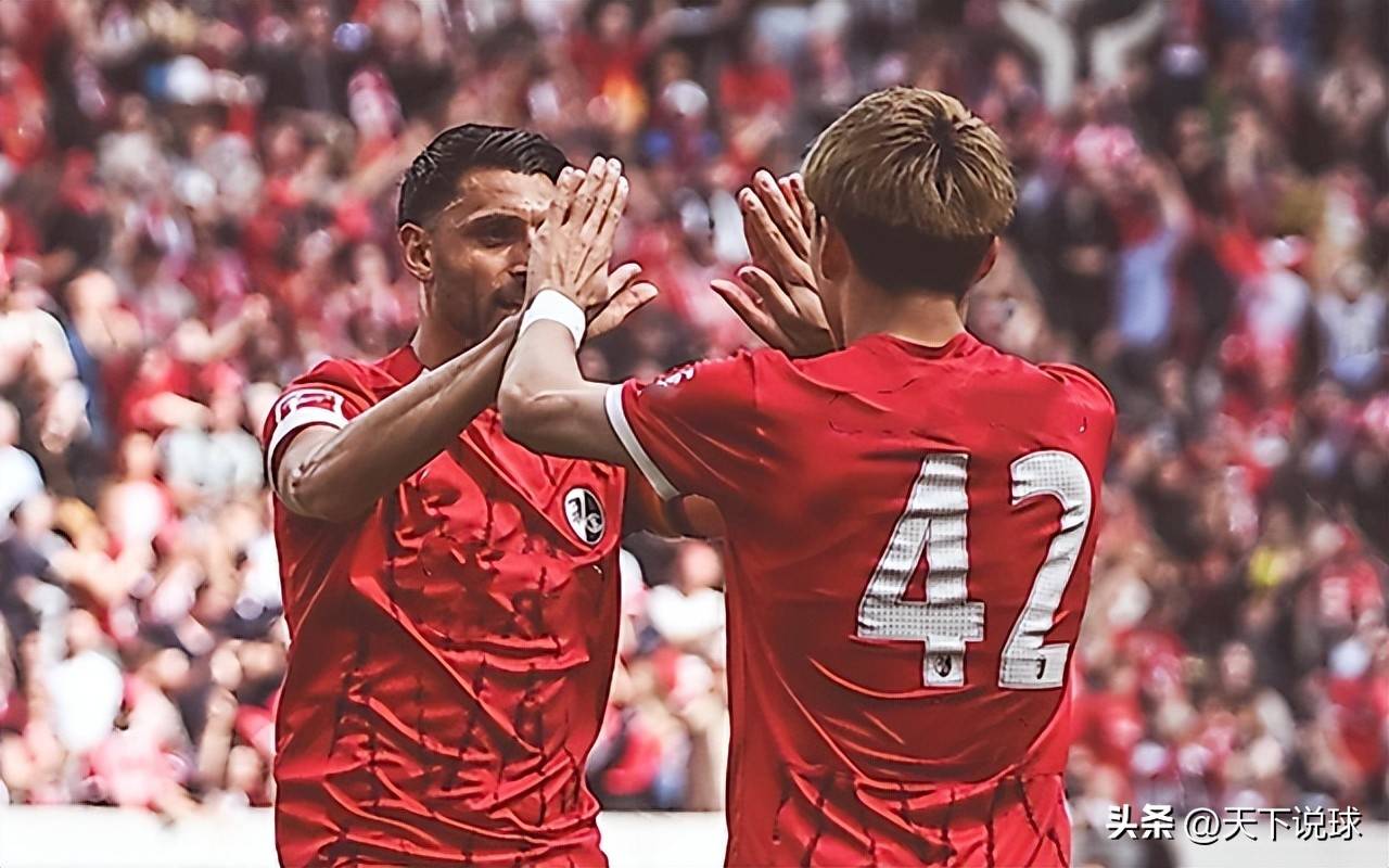 弗莱堡球员表现出色，为球队赢得胜利