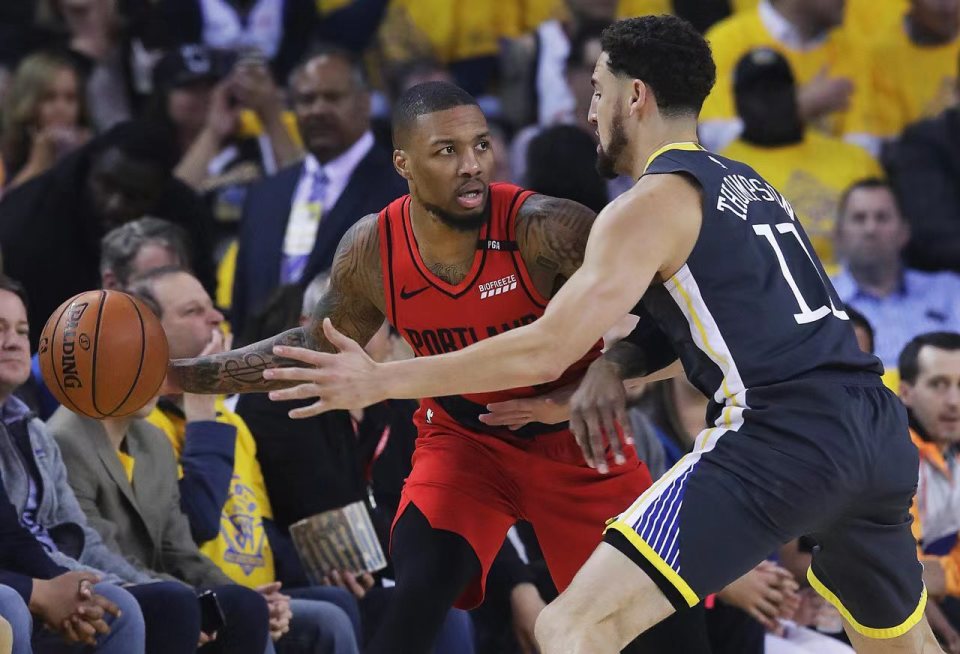 开拓者主场险胜奇才,利拉德末节连得10分力挽狂澜 开拓者主场险胜奇才,利拉德末节连得10分力挽狂澜